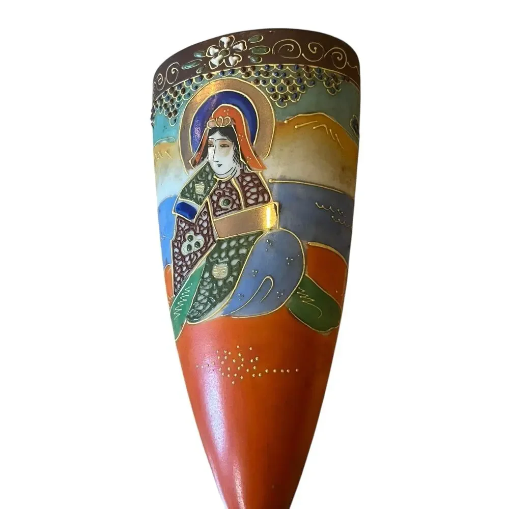 Vintage Japanese Satsuma Hand Painted Wall Pocket Vase Lady 7” T&T READ